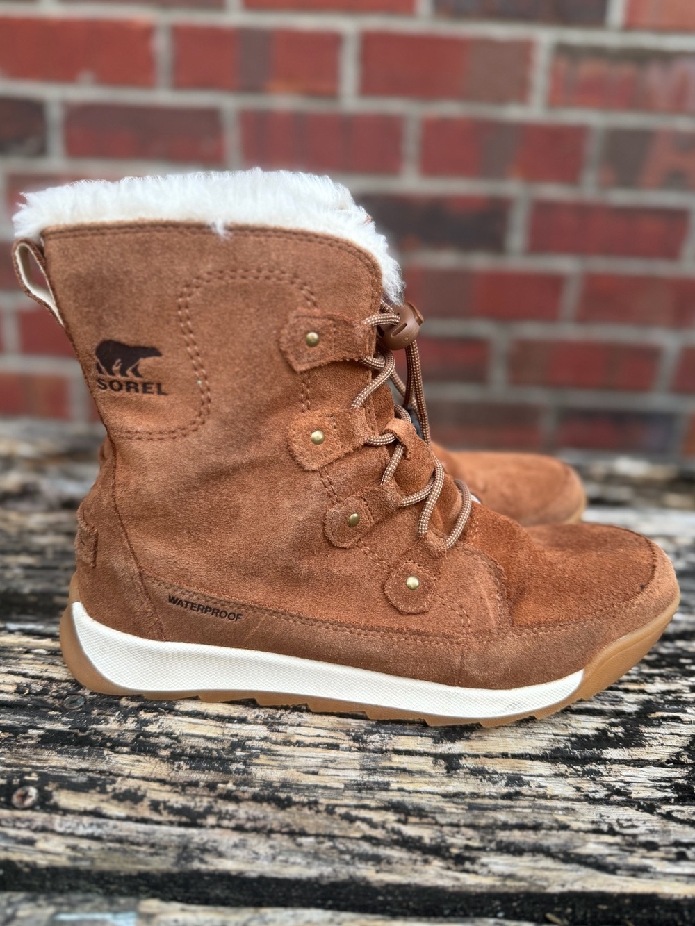 NEW Sorel Whitney Joan Youth Sz 7 Waterproof Suede Fur-Trim Lace-Up Boot
